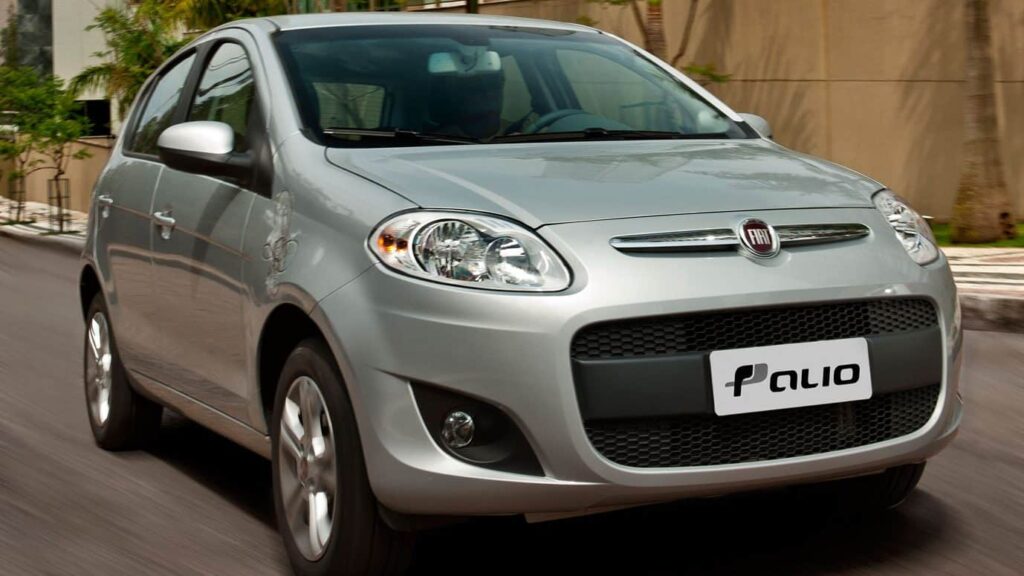 Carros que saíram de linha em 2018 e você não sabia 5 fiat palio prata