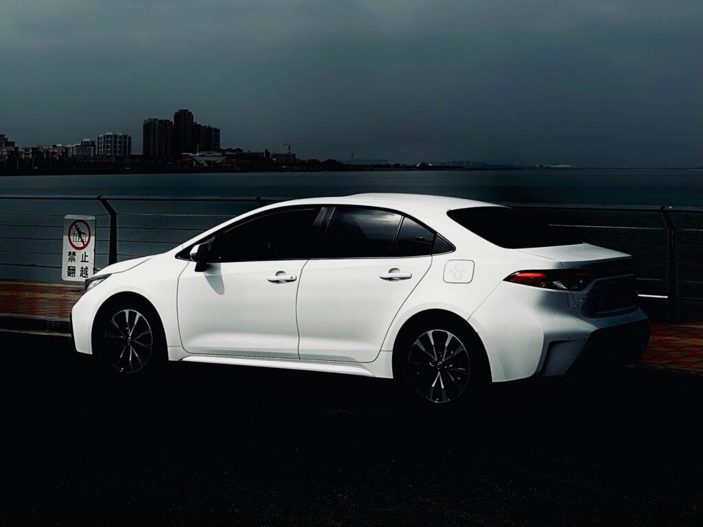 Melhor Sedan de 2024: opções incríveis para atender às suas necessidades 4 A imagem mostra um exemplo de carro sedan.