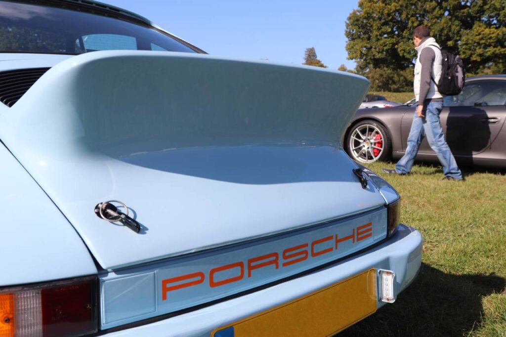 porsche 911 antigo traseira - carros porsche