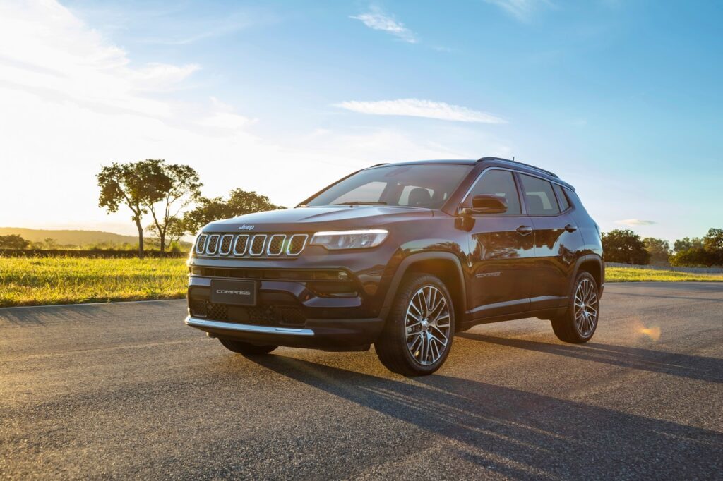Jeep Compass completa 5 anos com 315 mil unidades 7 jeep compass limited
