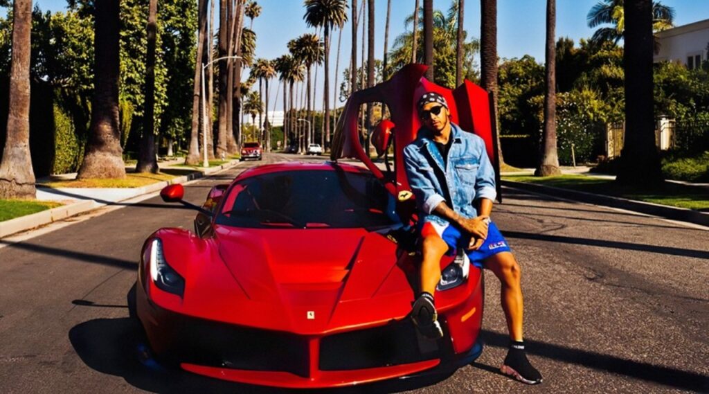 Ferrari LaFerrari: o hipercarro italiano que conquistou Lewis Hamilton 2 LaFerrari Hamilton foto instagram