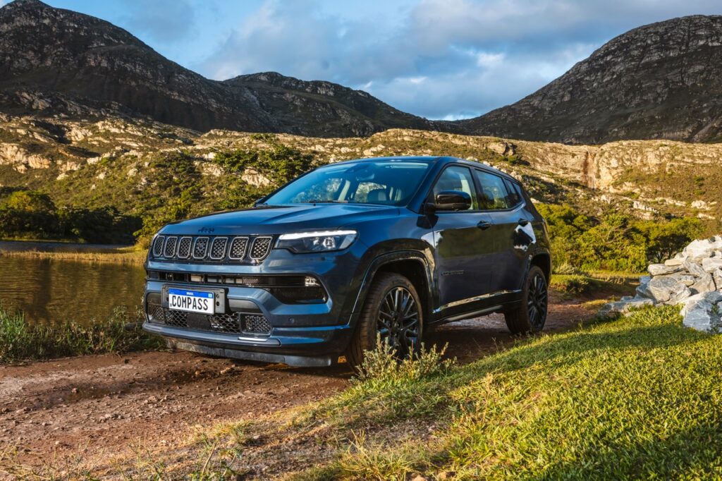 Jeep Compass 4xe será lançado no dia 4 de abril 6 Jeep Compass 4xe
