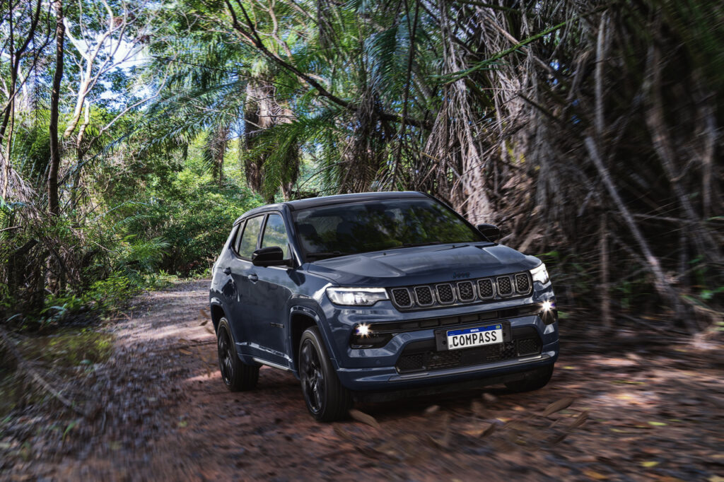 Jeep Compass 4xe carros que desvalorizaram após o lançamento