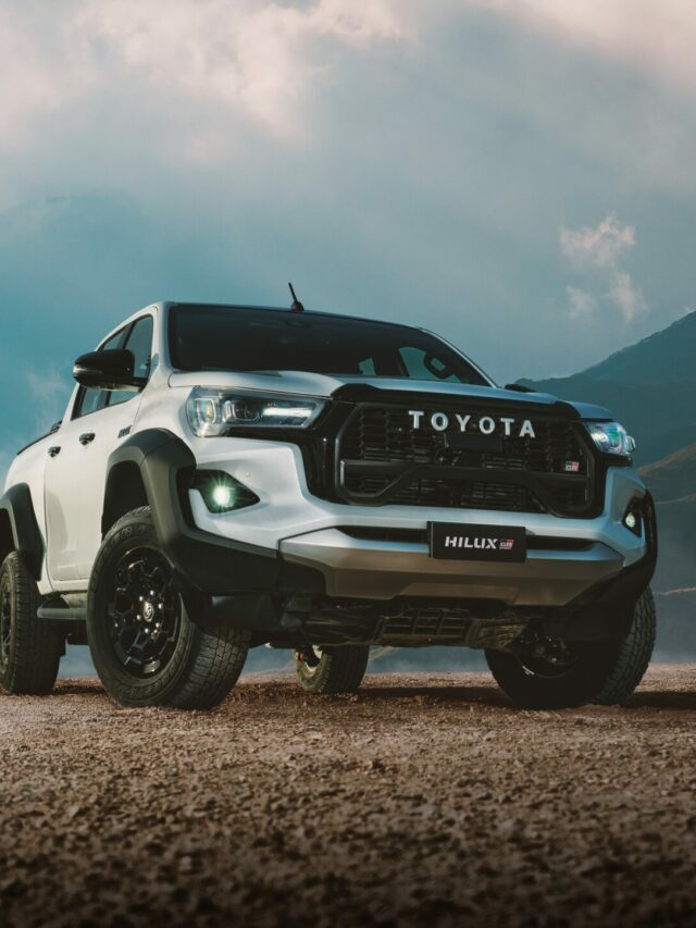 cropped-New-Hilux-GR-SPORT-5-1-scaled-1.jpg