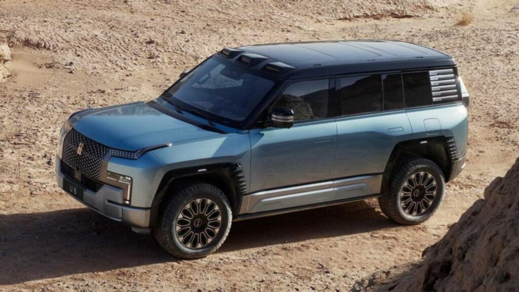SUV que flutua na água da BYD será vendido no Brasil 7 by yangwang u8