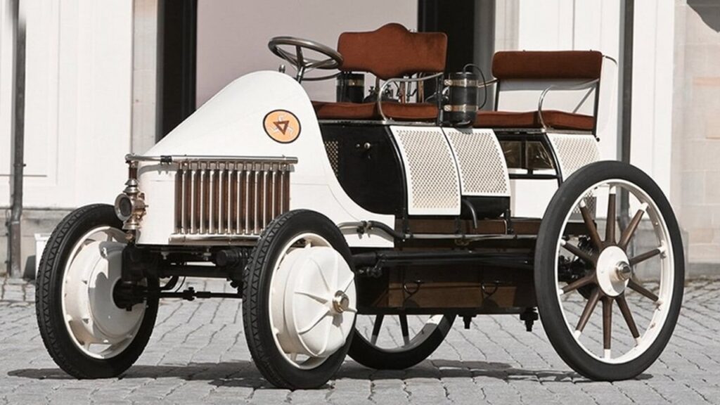 o primeiro carro hibrido da historia foi um porsche 1