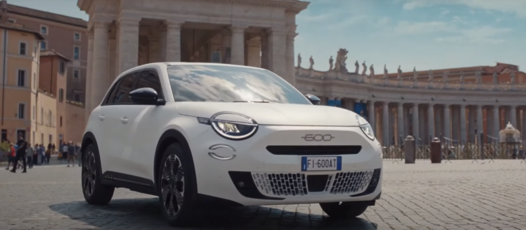 Fiat 600e é SUV do 500e elétrico é revelado em vídeo 8 Fiat 600e lançamento