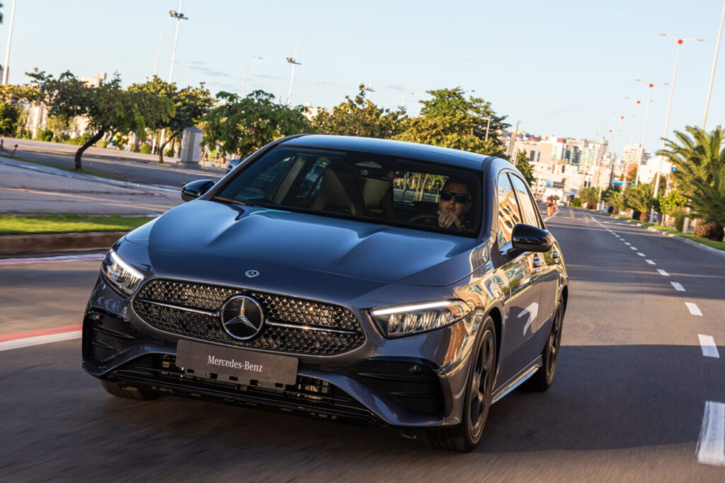 Novo Mercedes-Benz Classe A chega ao Brasil por R$344.900 6 Mercedes-Benz Classe A A 200 AMG Line 2024
