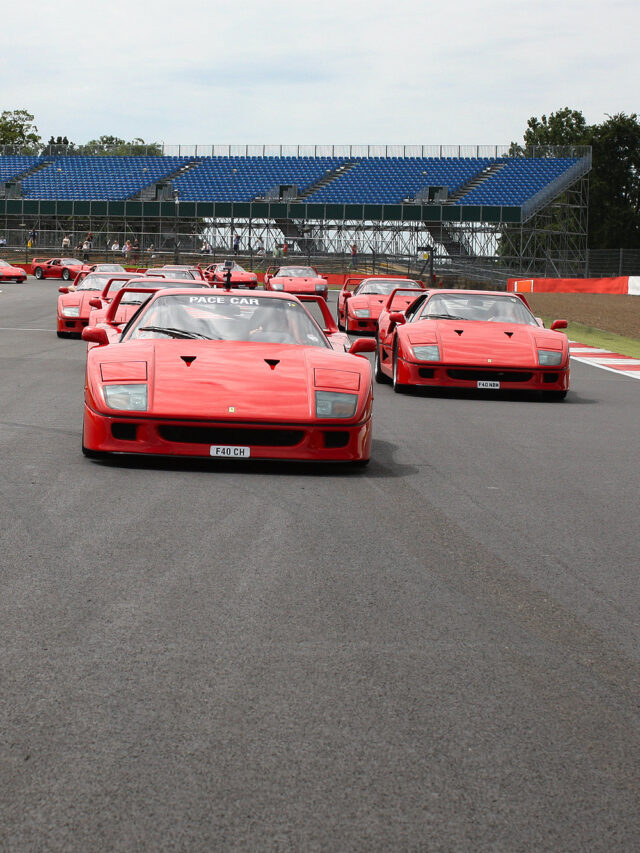 Ferrari F40 na pista
