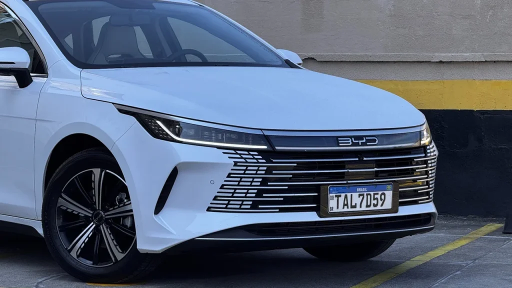 Frente do BYD King GS